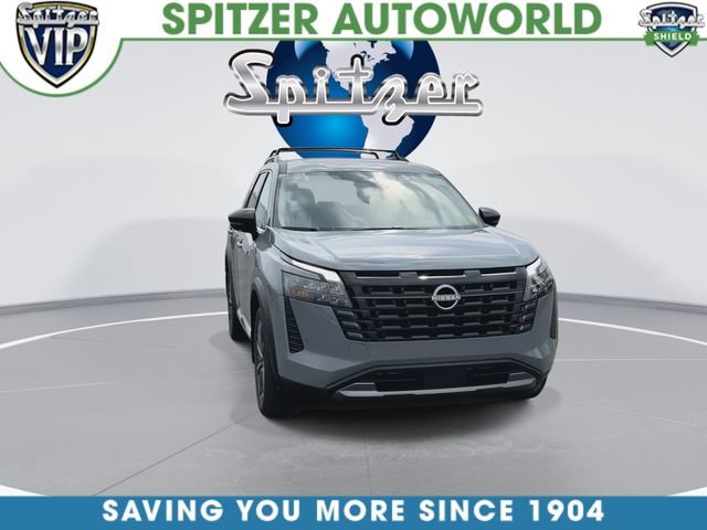 New 2026 Nissan Pathfinder Platinum w/ Cargo Package AWD/4WD image 3