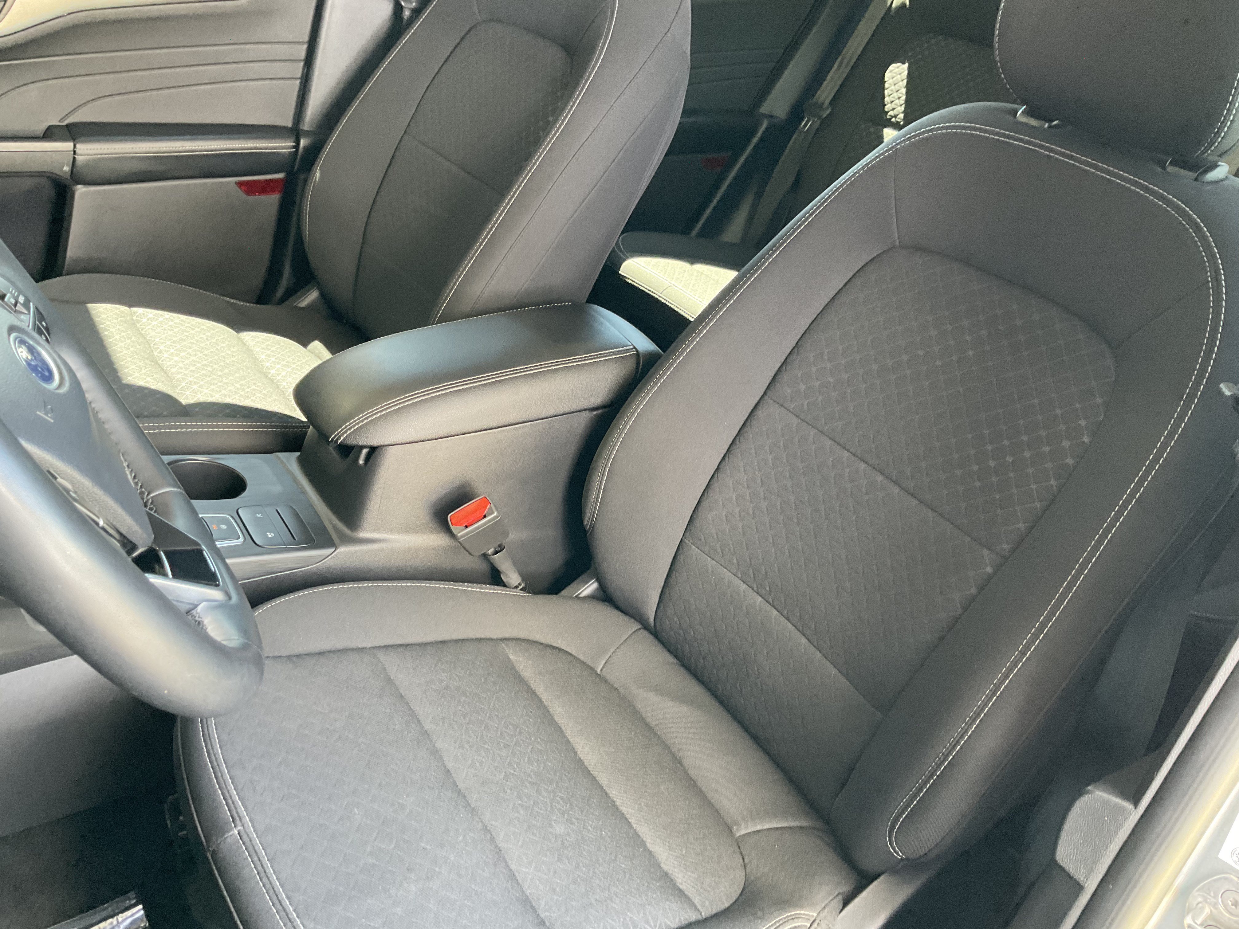 Used 2024 Ford Escape Active AWD/4WD image 30