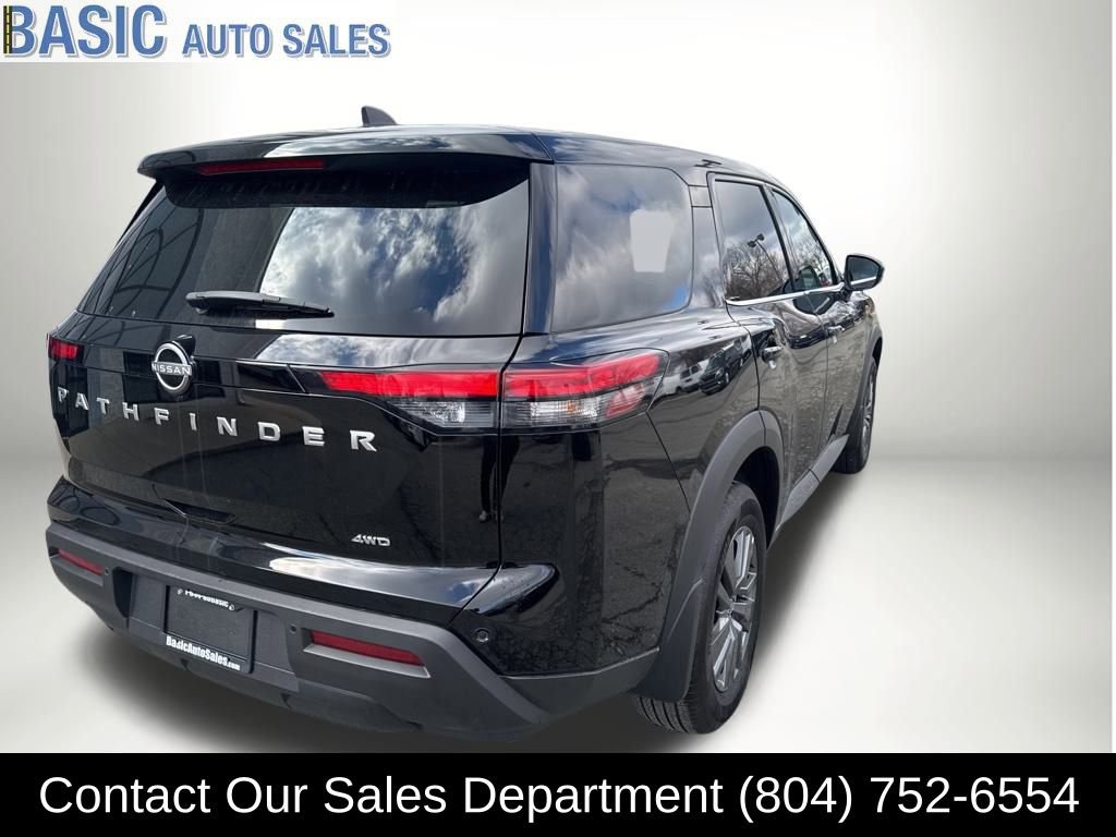 Used 2025 Nissan Pathfinder S image 7