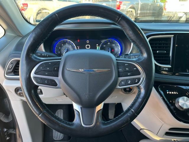 Used 2021 Chrysler Pacifica Touring-L FWD image 20