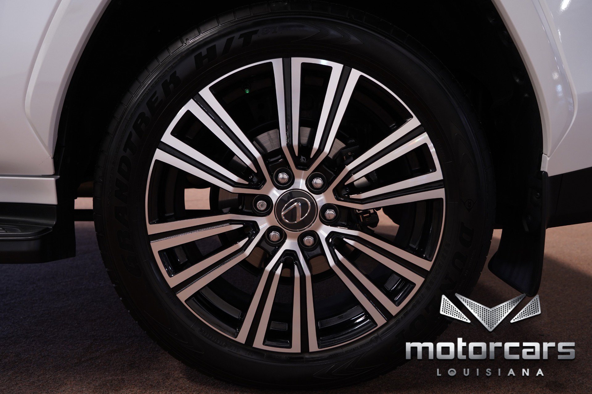 Used 2025 Lexus LX 600 4WD w/ Luxury Package image 20