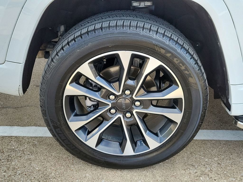 Used 2023 Jeep Grand Cherokee Overland image 34