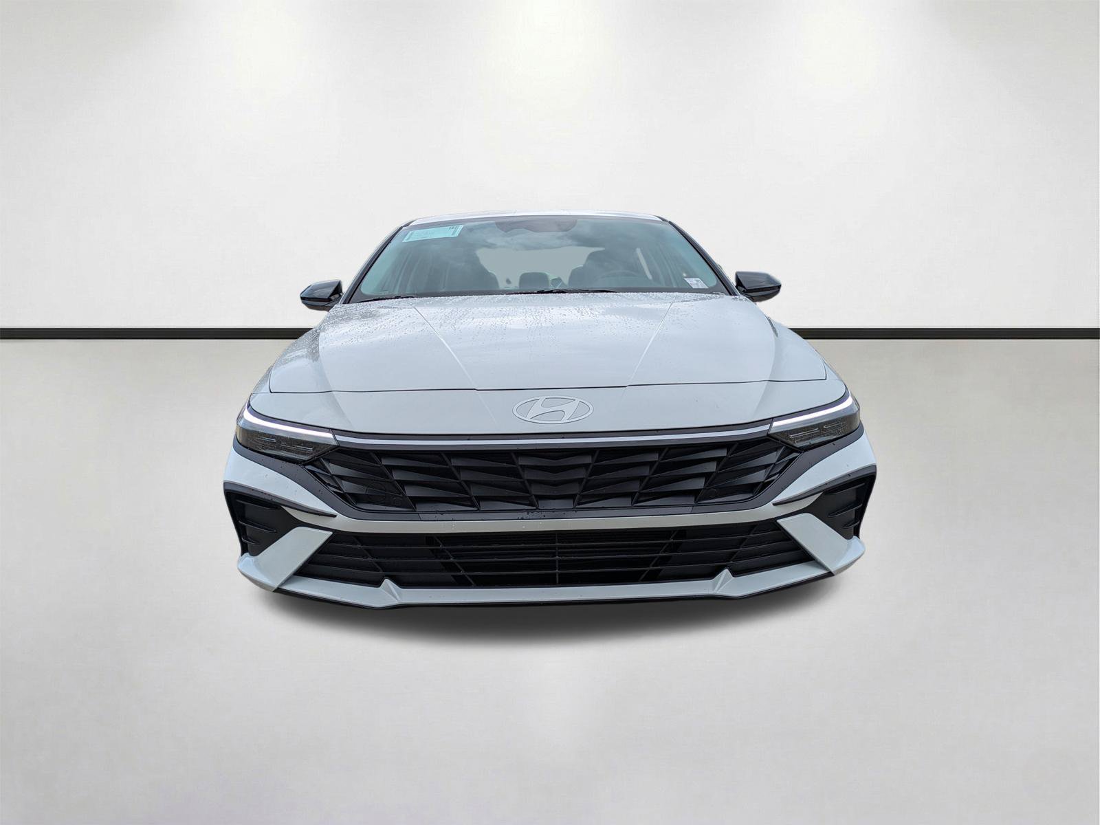 New 2026 Hyundai Elantra SEL Sport FWD image 3