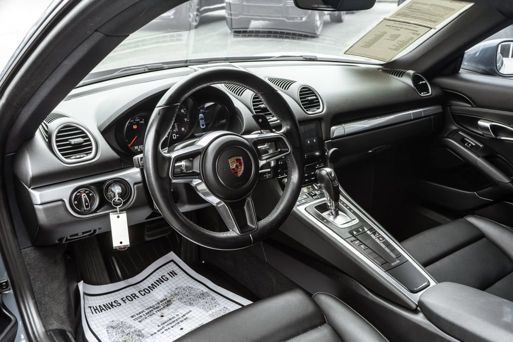 Used 2018 Porsche 718 Cayman RWD image 7