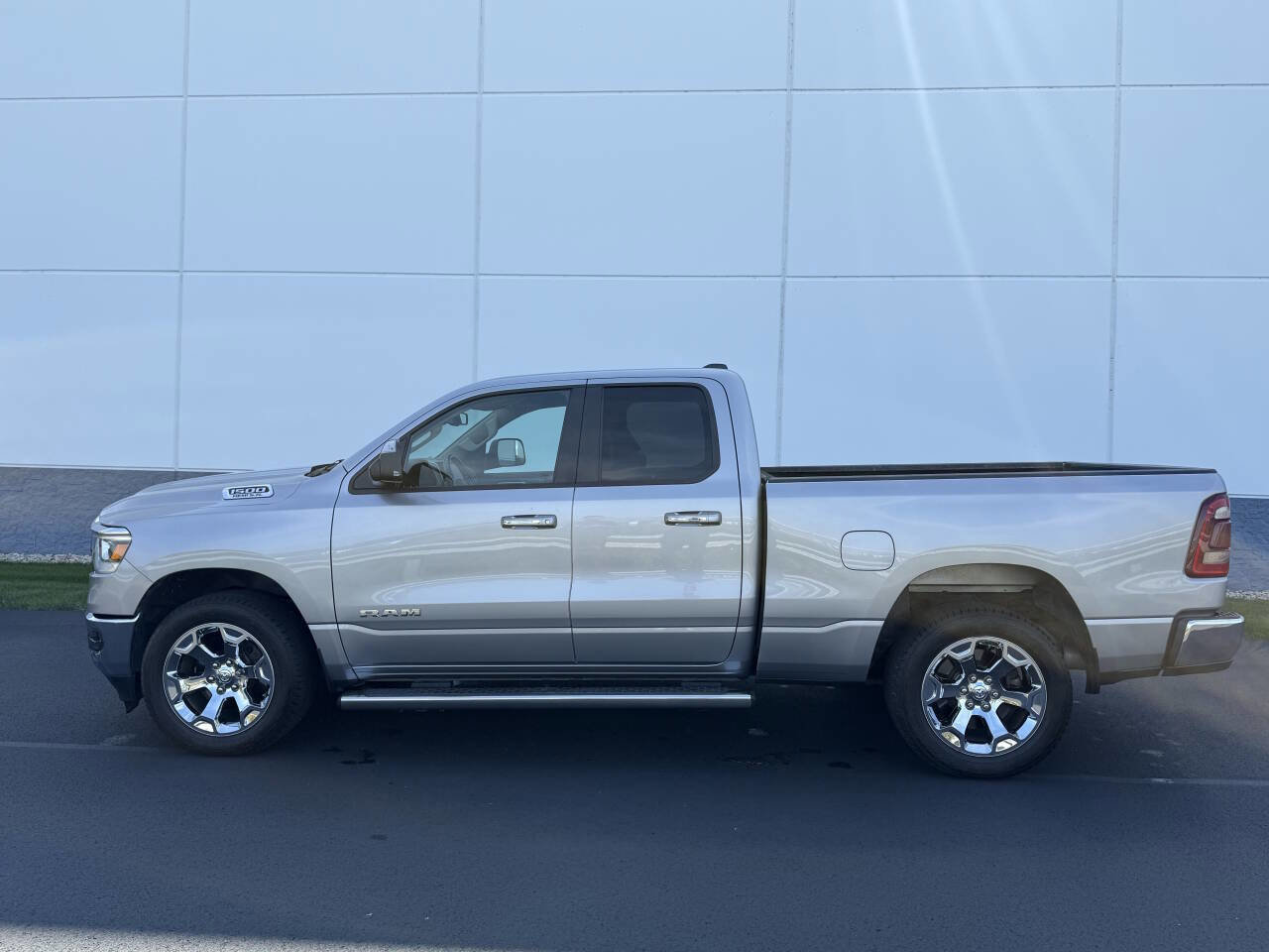 Used 2019 RAM 1500 Big Horn image 2