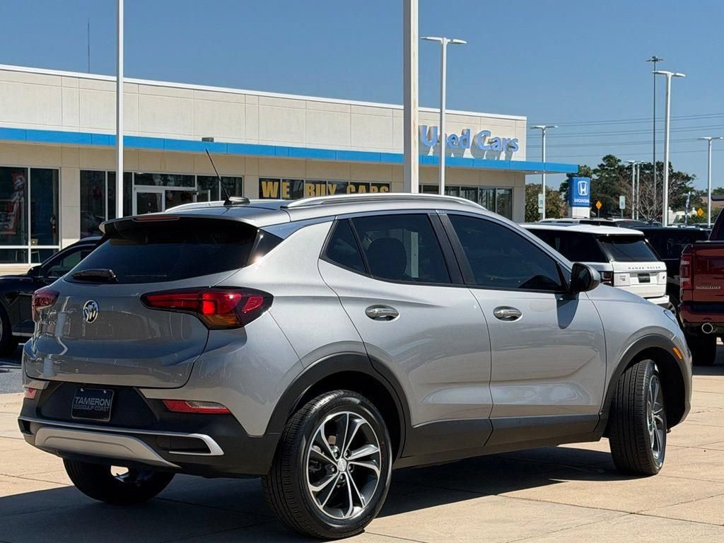 Used 2023 Buick Encore GX Select FWD image 5