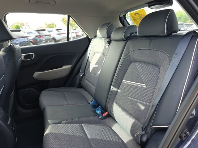 Used 2026 Hyundai Venue SEL image 6
