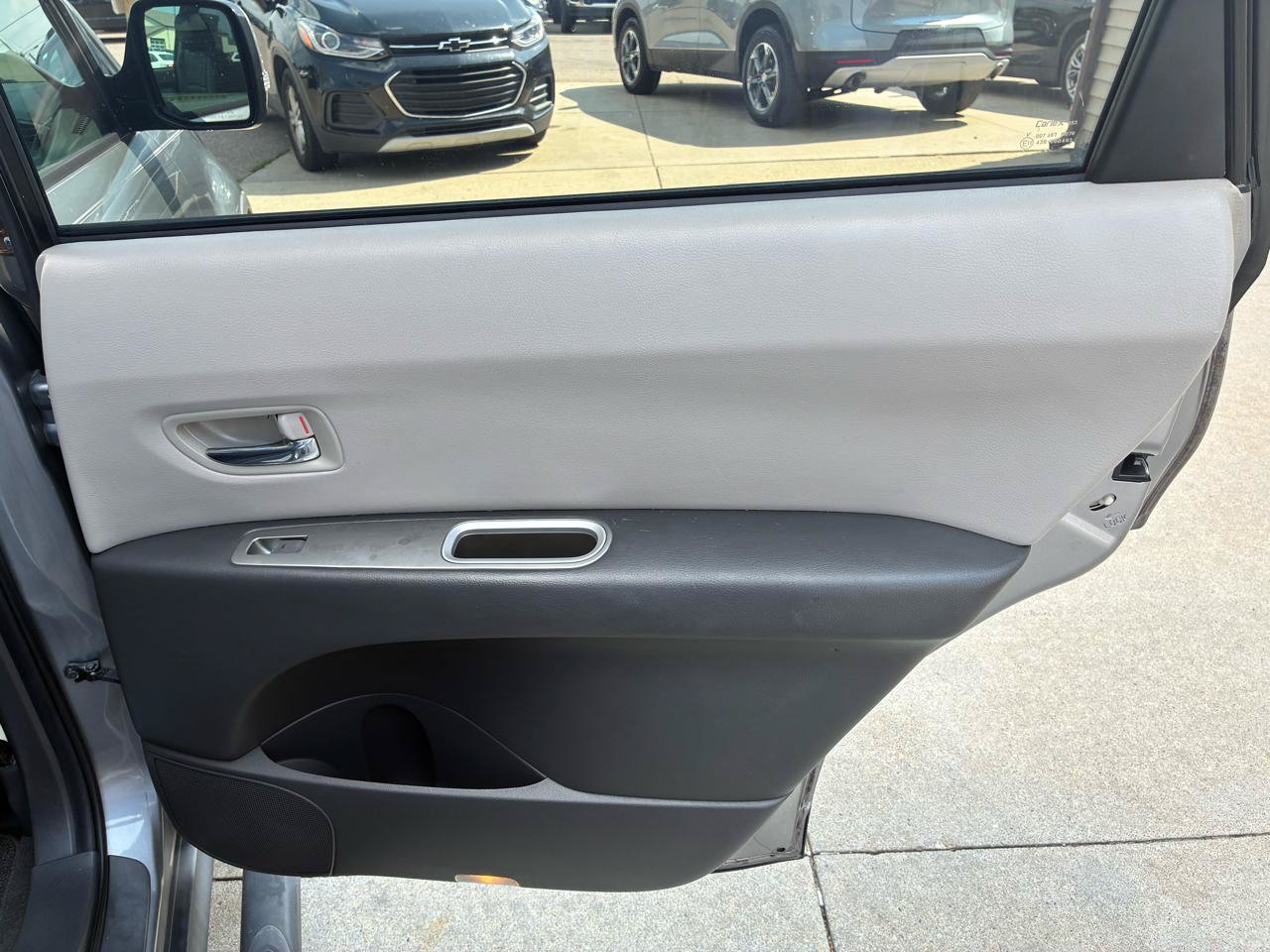 Used 2009 Subaru Tribeca Special Edition AWD/4WD image 13