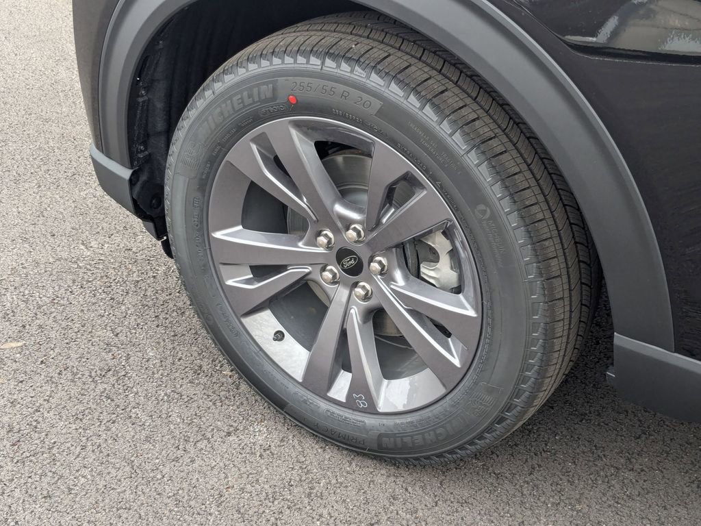 New 2026 Ford Explorer Active w/ Active Comfort Package image 33