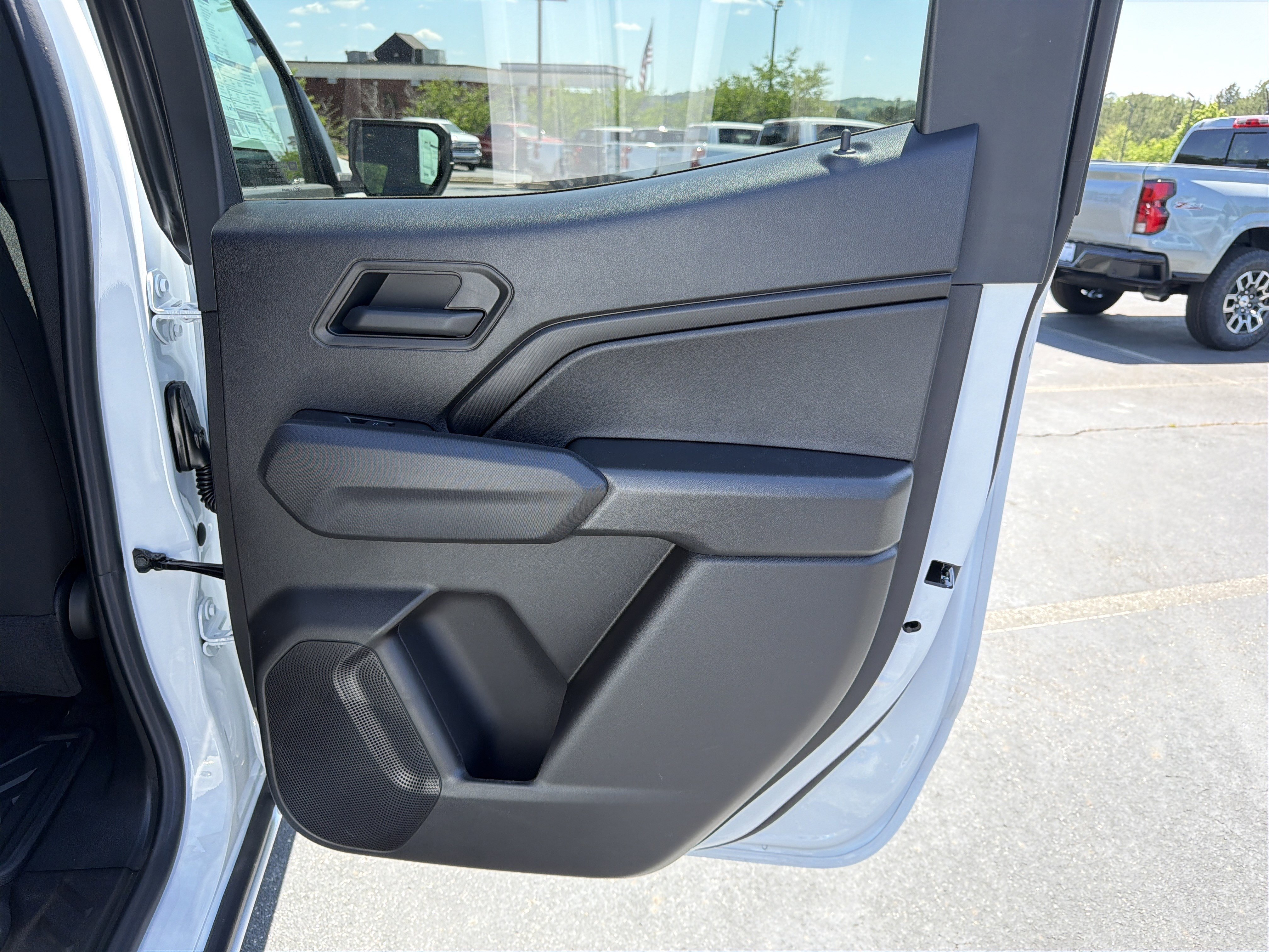 New 2026 Chevrolet Colorado W/T image 16