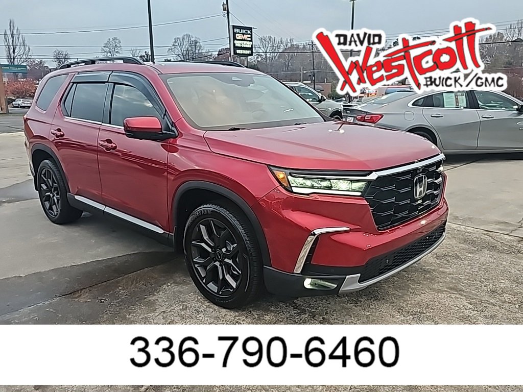 Used 2025 Honda Pilot Elite