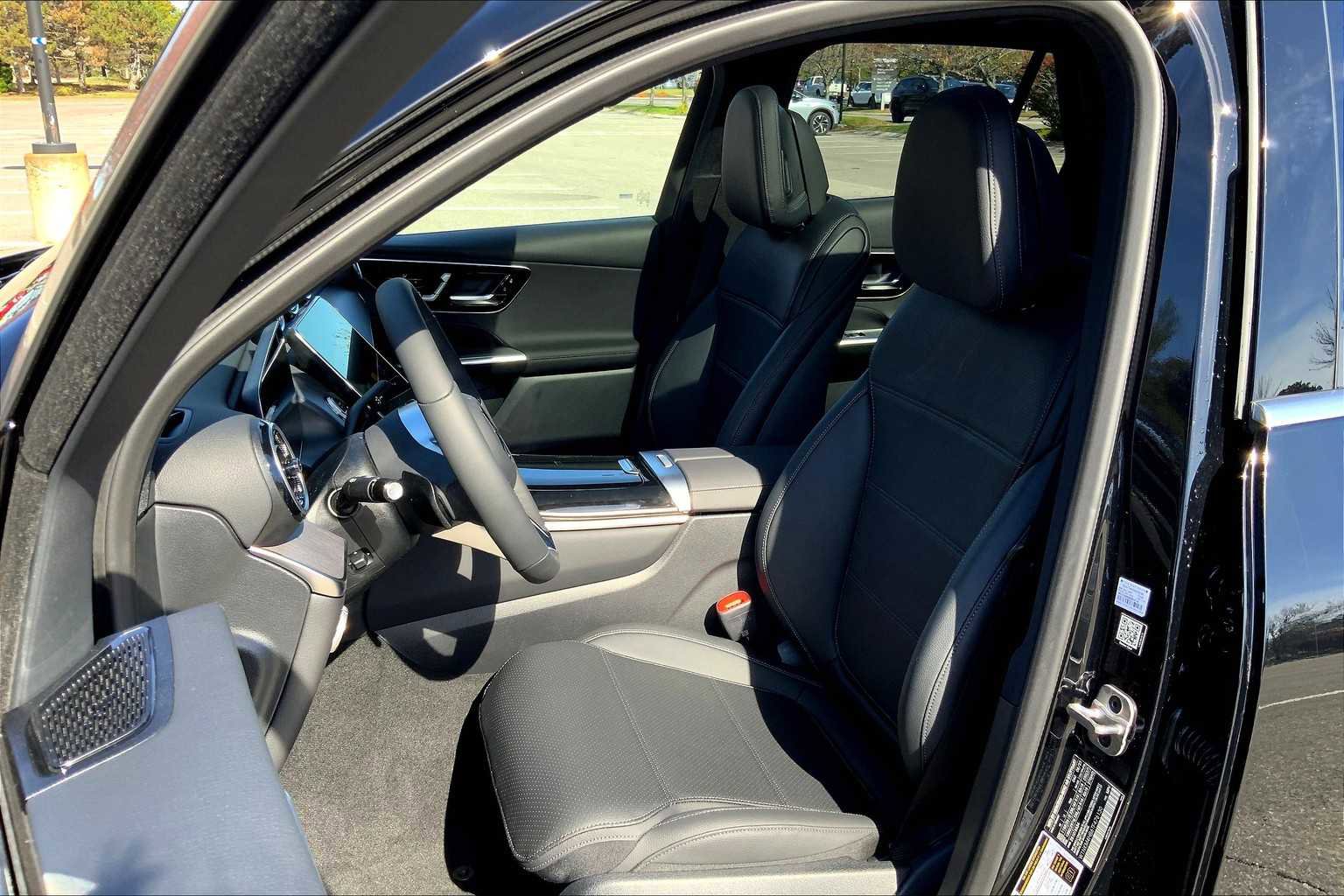 Certified 2026 Mercedes-Benz GLC 300 4MATIC image 12