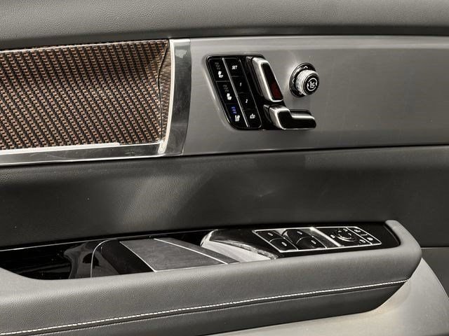 New 2027 Cadillac Vistiq Luxury AWD/4WD image 19