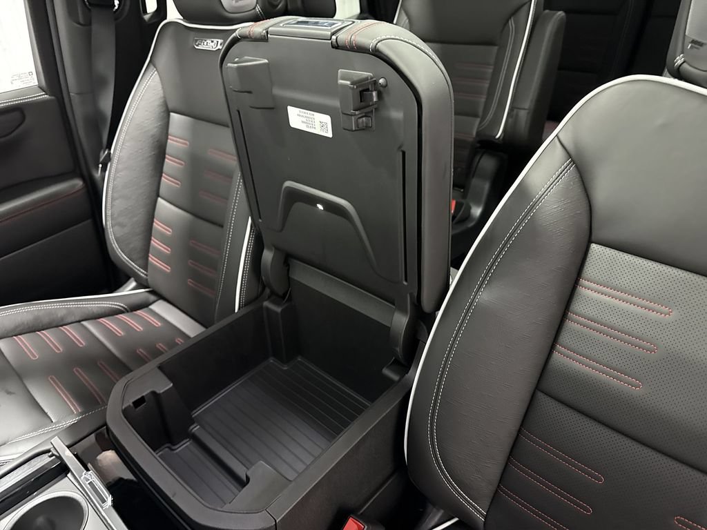 New 2026 GMC Yukon AT4 Ultimate AWD/4WD image 36