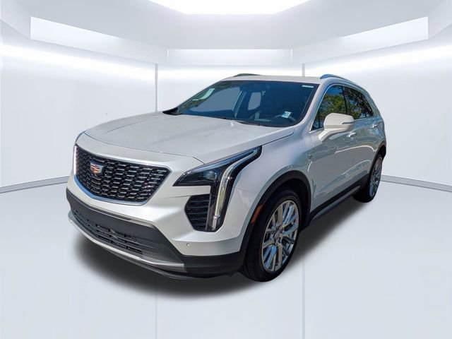 Used 2022 Cadillac XT4 Premium Luxury w/ Technology Package AWD/4WD image 8