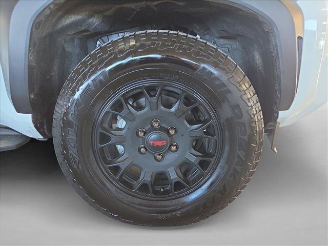 Certified 2025 Toyota 4Runner TRD Off-Road Premium w/ Tow Technology Package AWD/4WD image 22