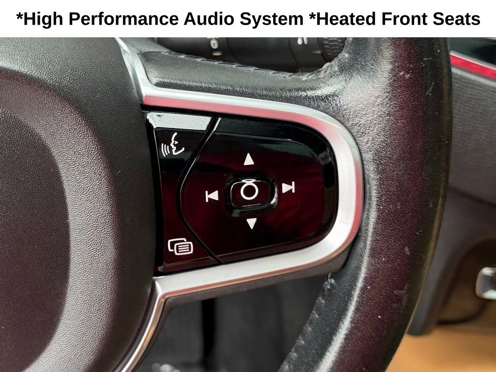 Used 2018 Volvo XC90 T6 Momentum w/ Momentum Plus Package AWD/4WD image 40