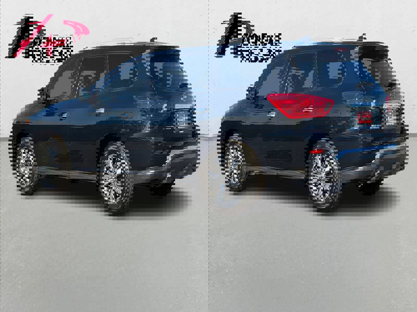 Used 2020 Nissan Pathfinder SL image 4