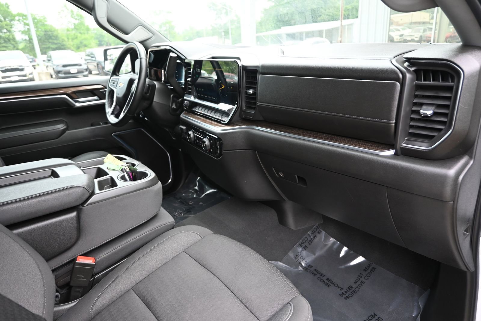 Used 2023 Chevrolet Silverado 1500 LT RWD image 36
