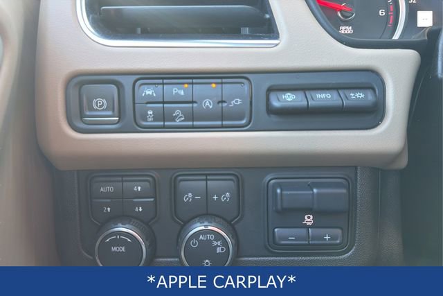 Used 2021 Chevrolet Tahoe Premier w/ Premium Package image 14