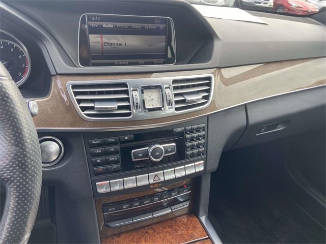 Used 2014 Mercedes-Benz E 350 4MATIC Sedan image 21