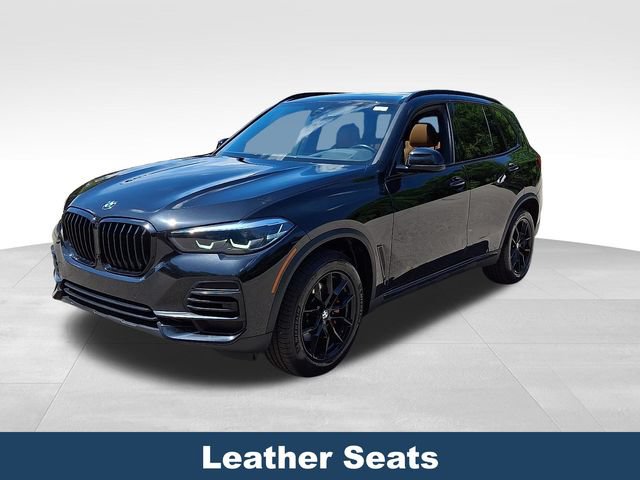 Used 2023 BMW X5 xDrive40i w/ Premium Package AWD/4WD image 4