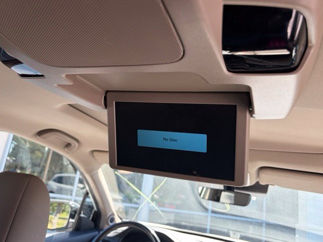 Used 2019 Honda Pilot Touring image 34
