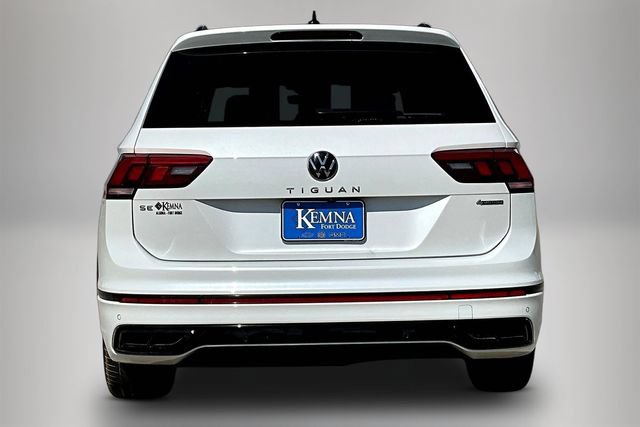 Used 2023 Volkswagen Tiguan SE R-Line AWD/4WD image 5