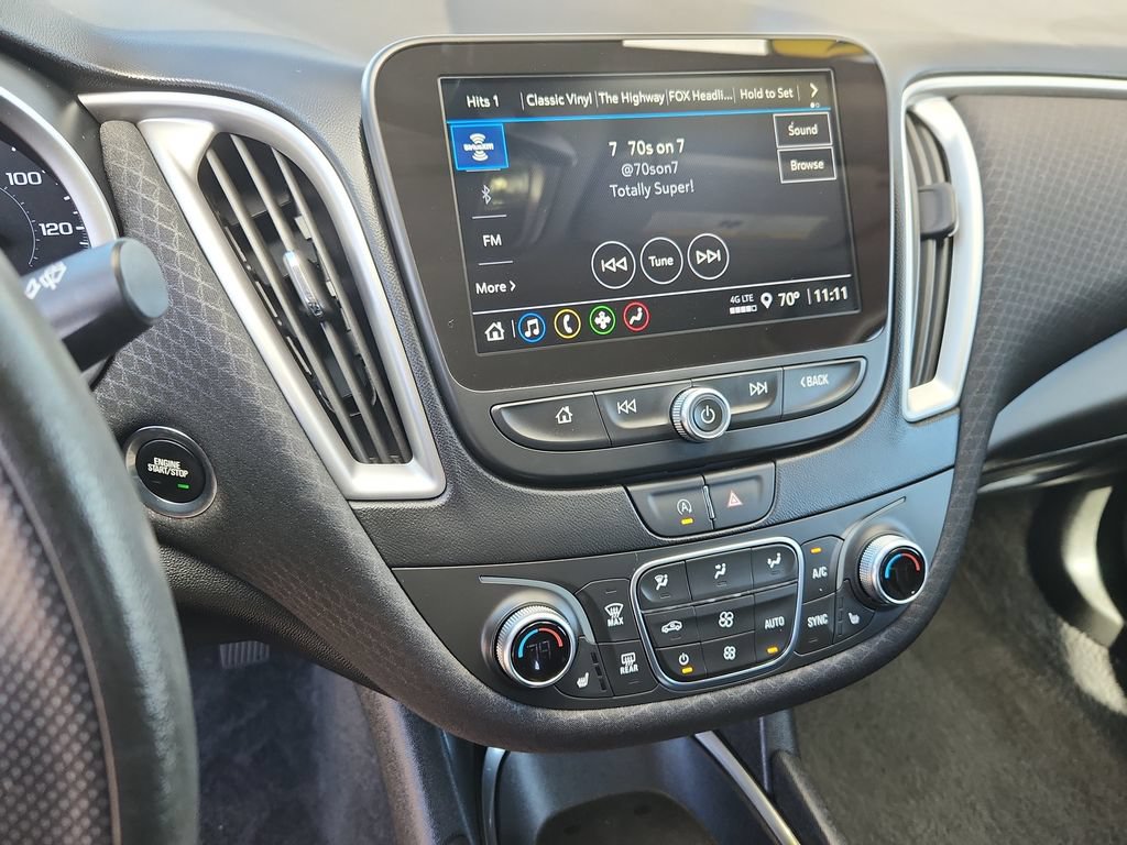 Used 2025 Chevrolet Malibu LT FWD image 24