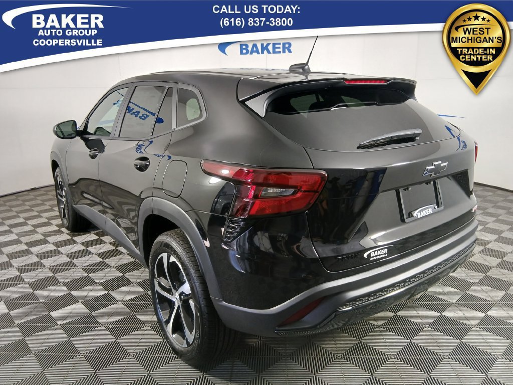 New 2026 Chevrolet Trax RS FWD image 3