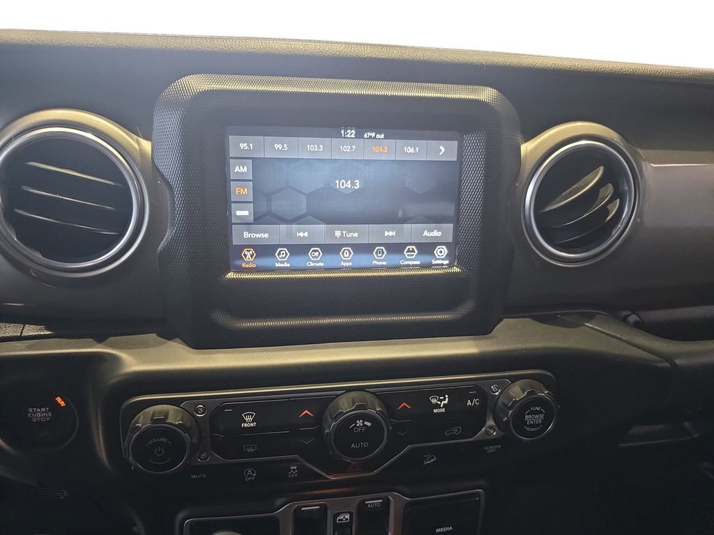 Used 2018 Jeep Wrangler Unlimited Sahara w/ LED Lighting Group image 8