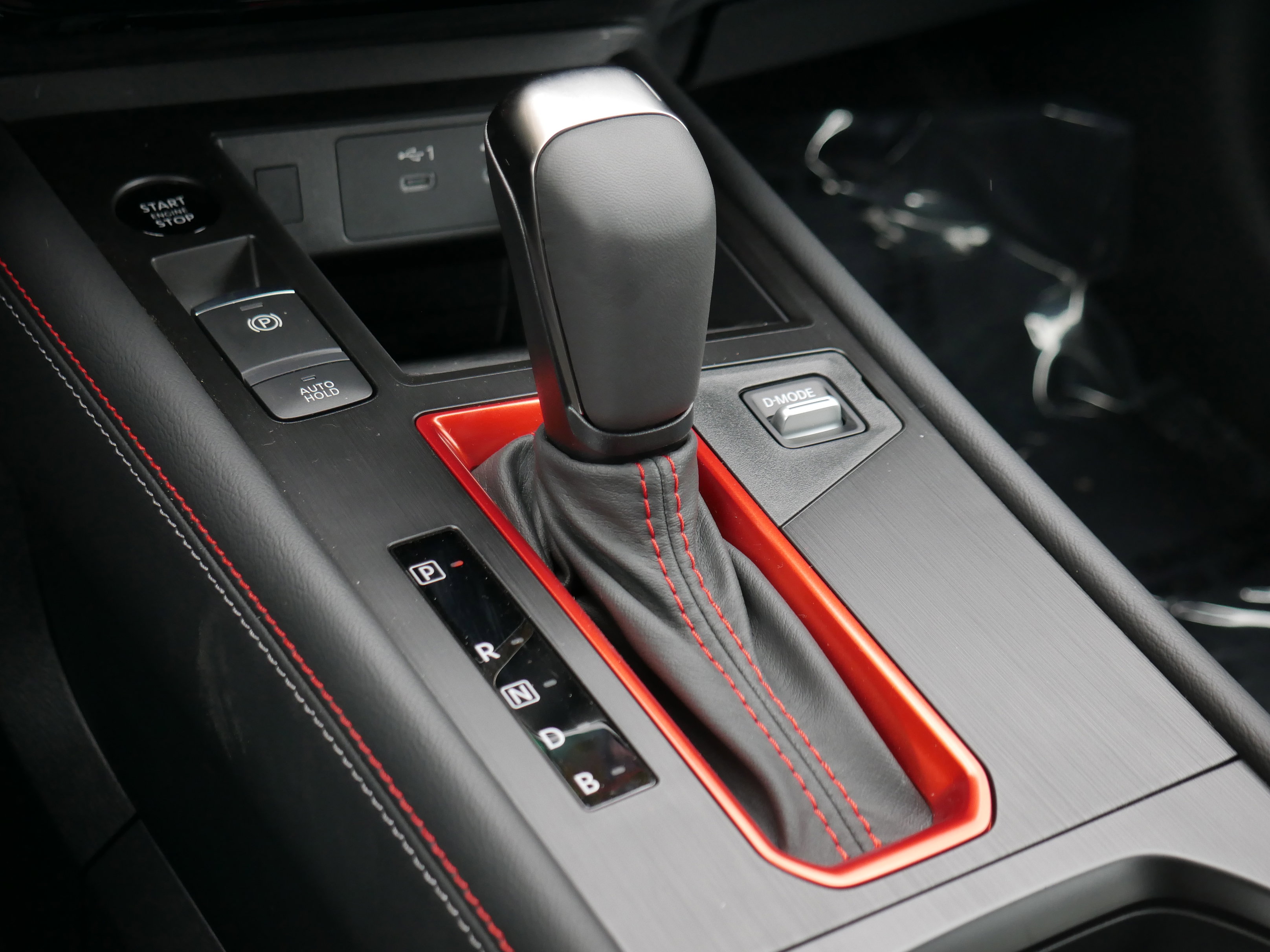 New 2026 Nissan Kicks SR w/ SR Premium Package image 15