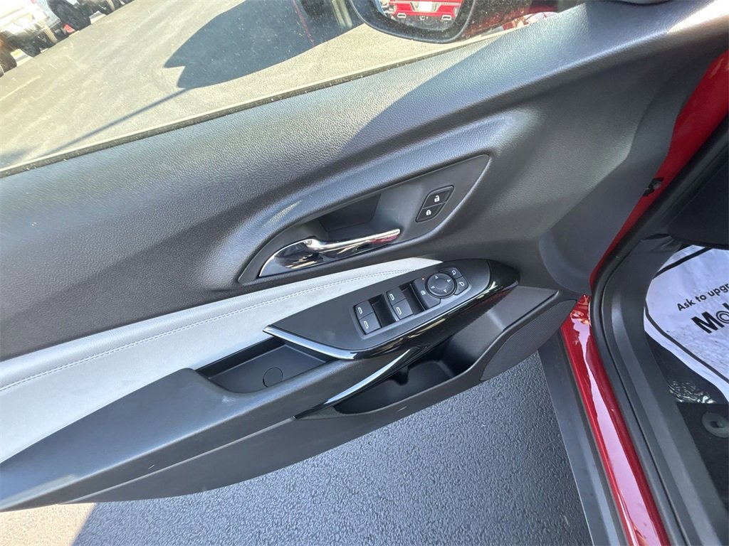 New 2026 Chevrolet Trax LT w/ Sunroof Package image 19