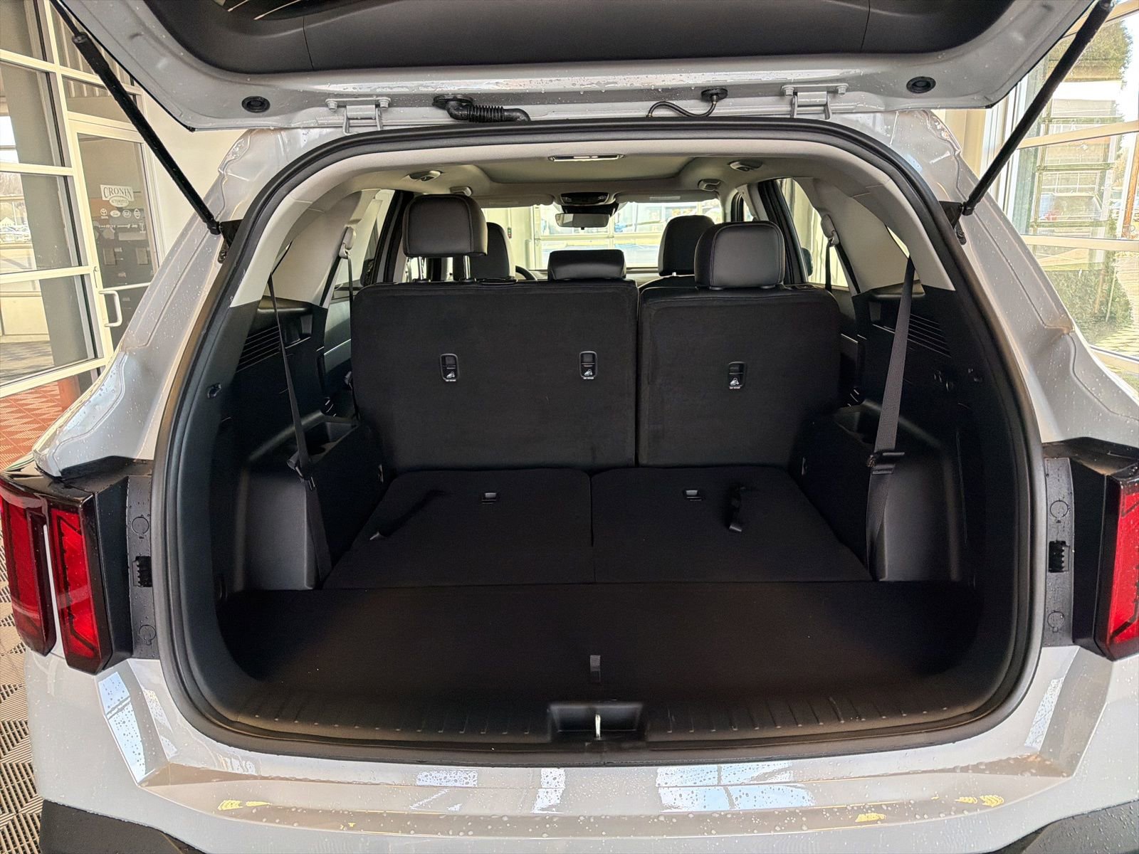 New 2026 Kia Sorento S image 9