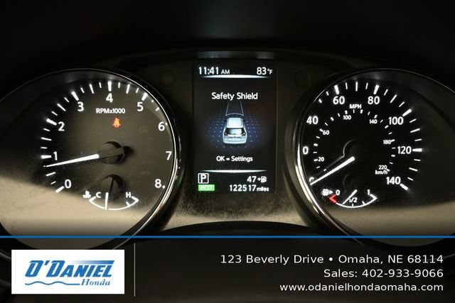 Used 2017 Nissan Rogue SL w/ SL Premium Package AWD/4WD image 28