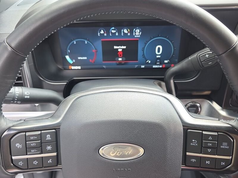 Used 2026 Ford F250 Platinum w/ FX4 Off-Road Package AWD/4WD image 23