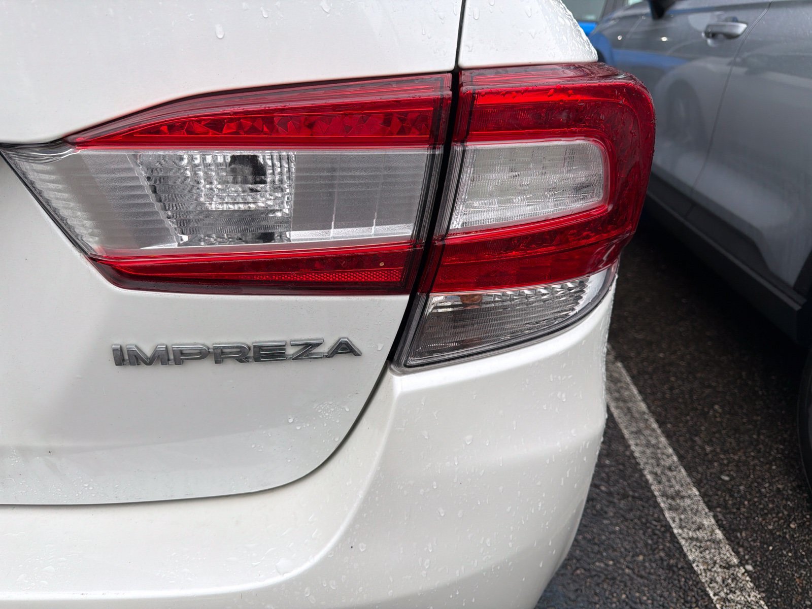 Used 2018 Subaru Impreza 2.0i Premium w/ Eyesight & BSD & Rcta AWD/4WD image 11