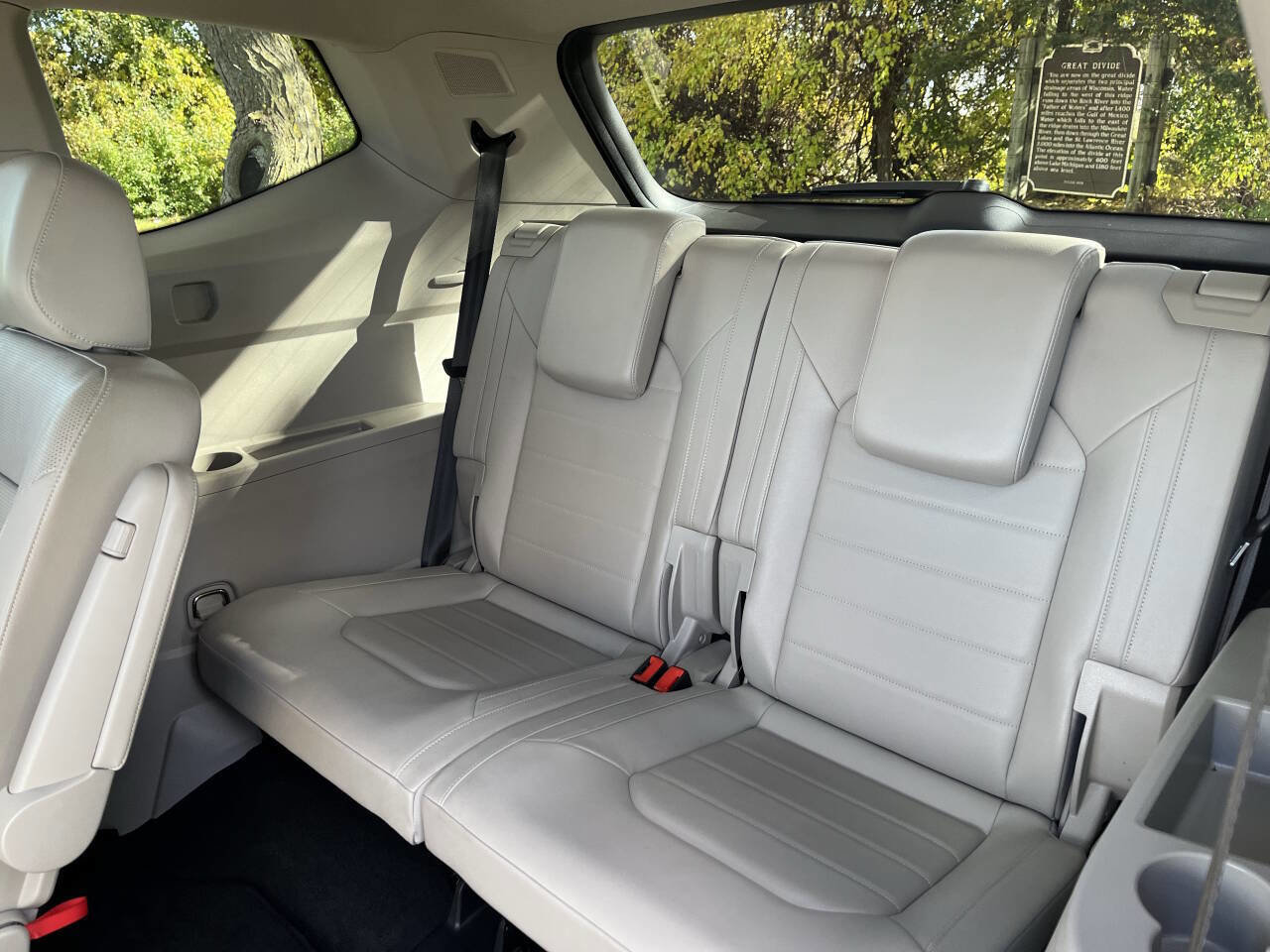 Used 2019 Volkswagen Atlas SEL Premium image 33