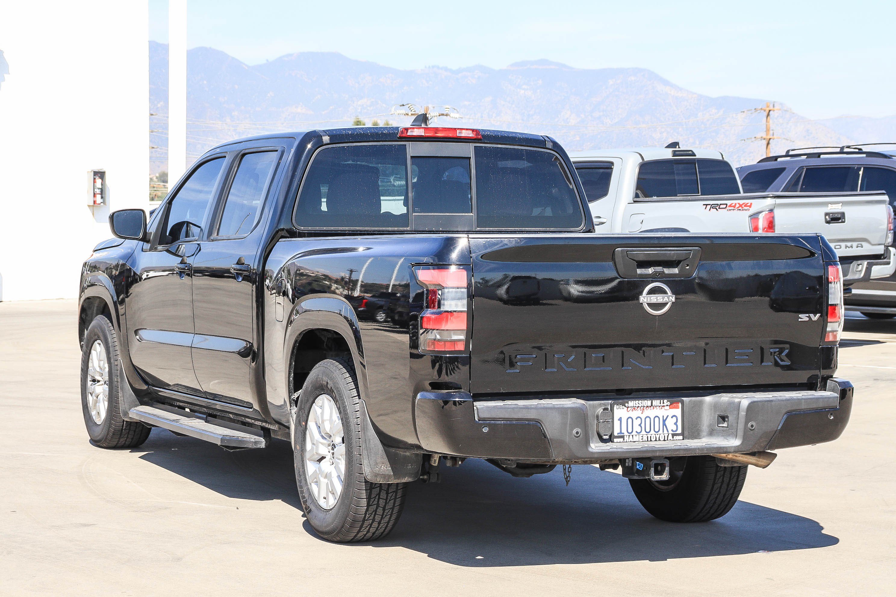 Used 2022 Nissan Frontier SV w/ Technology Package RWD image 7