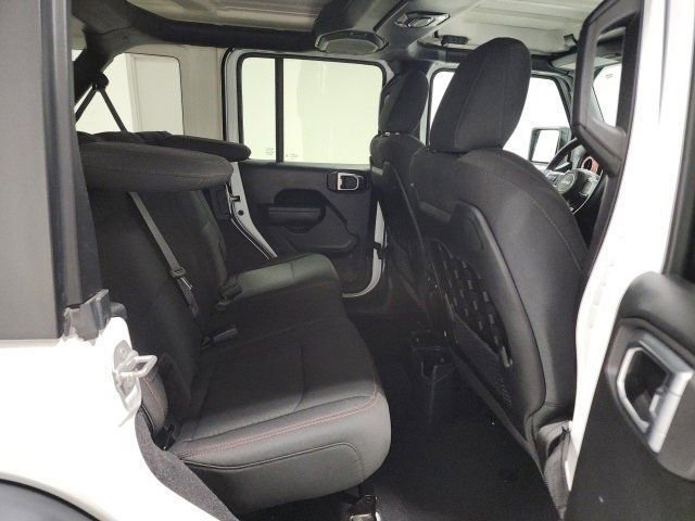 Used 2022 Jeep Wrangler Unlimited Rubicon w/ LED Lighting Group image 17