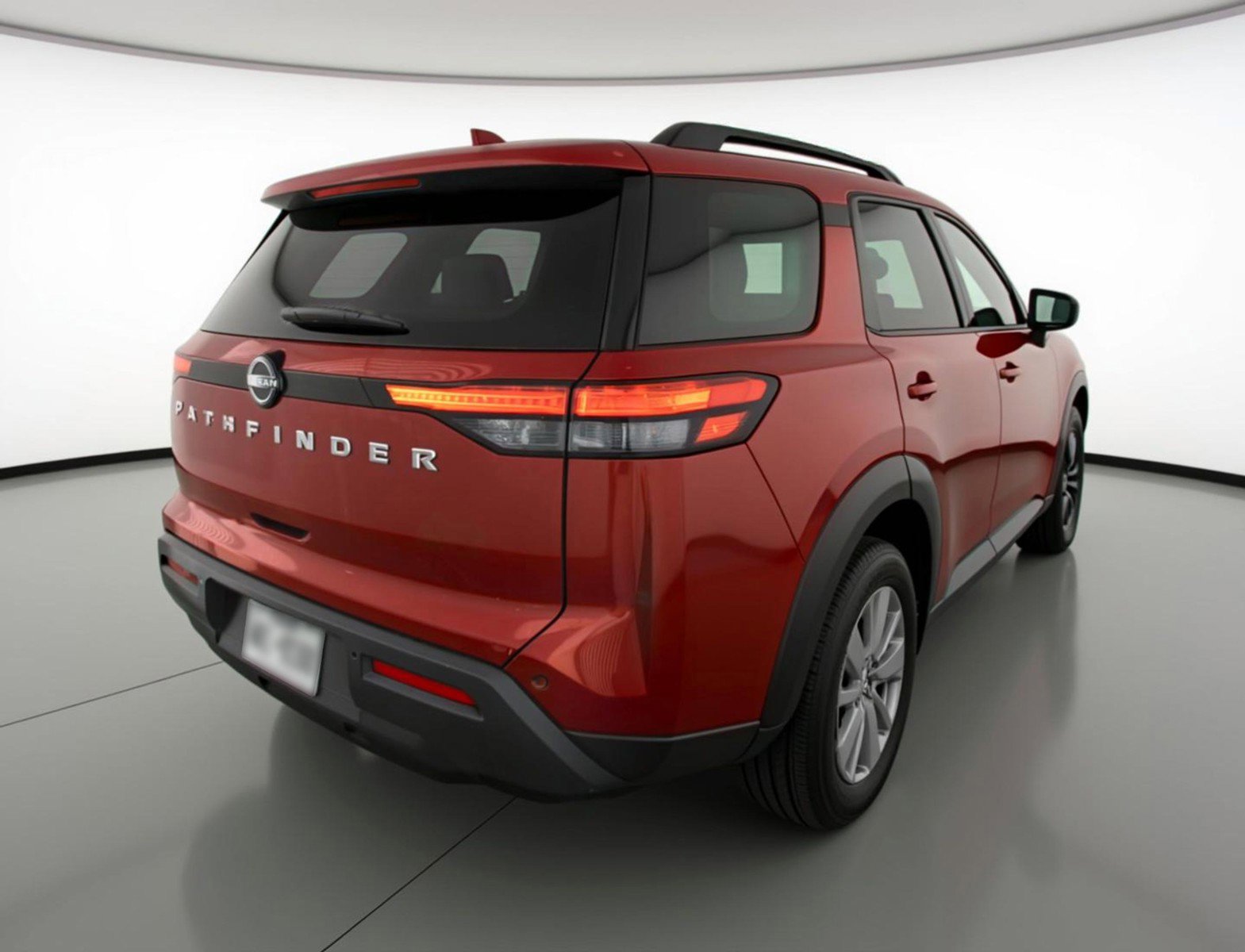Used 2025 Nissan Pathfinder SV FWD image 9
