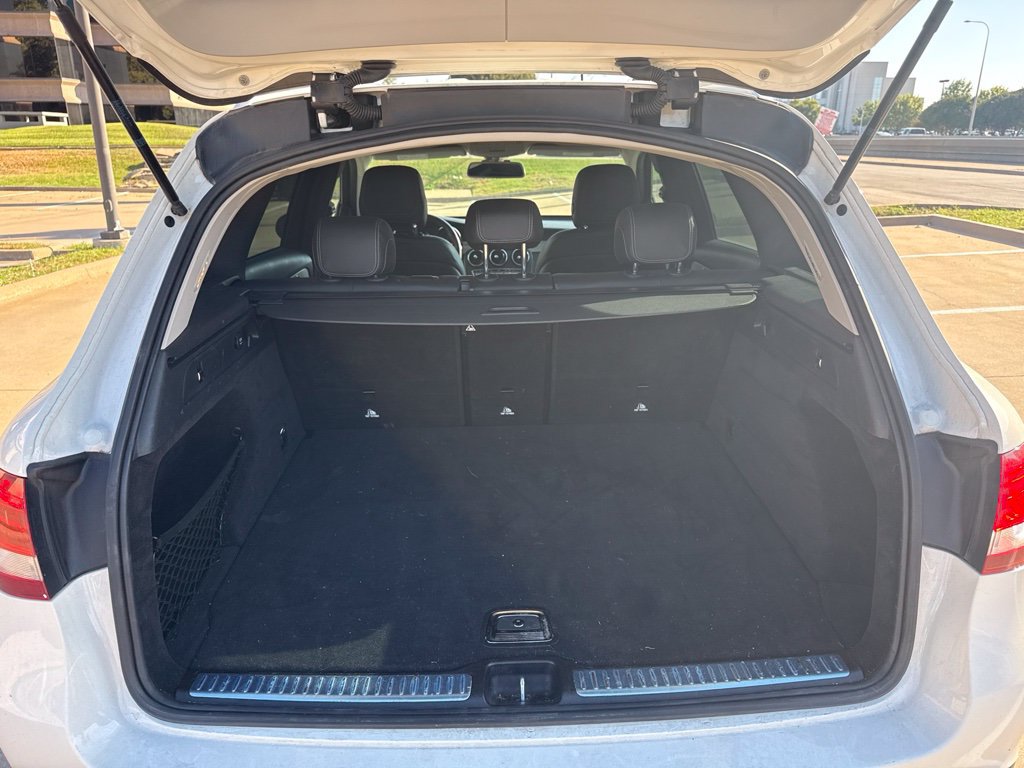 Used 2019 Mercedes-Benz GLC 300 image 19