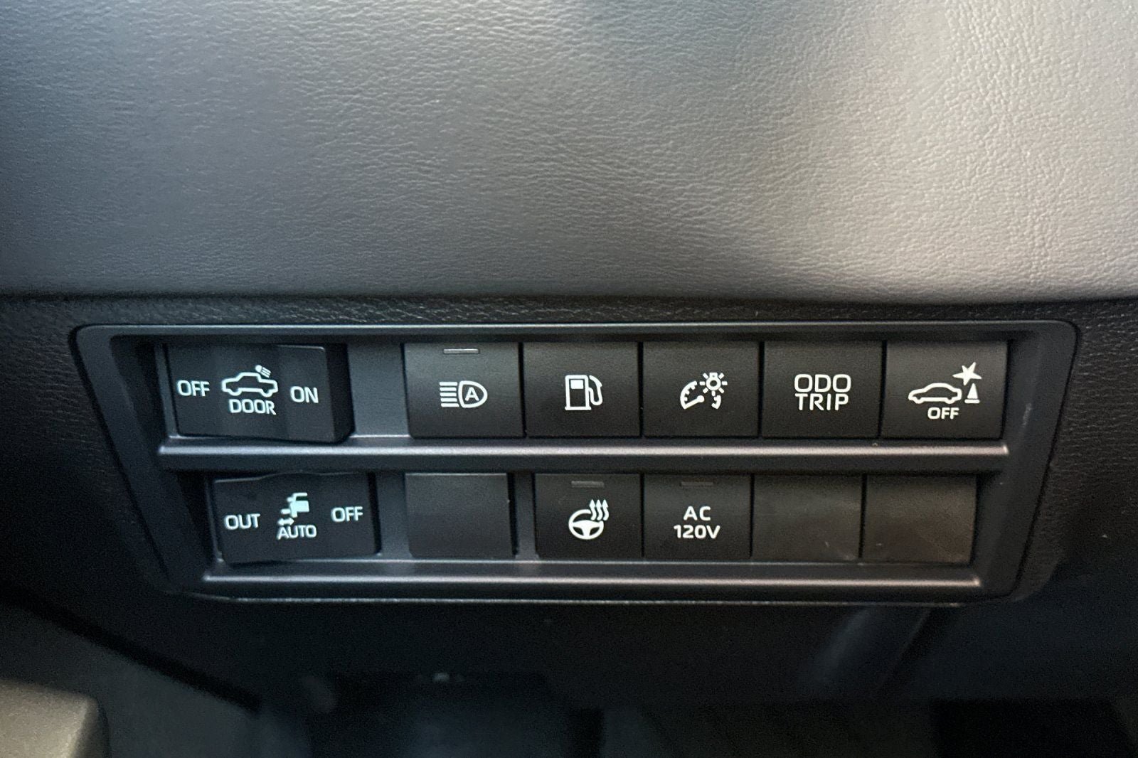 New 2026 Toyota Tundra Platinum AWD/4WD image 29
