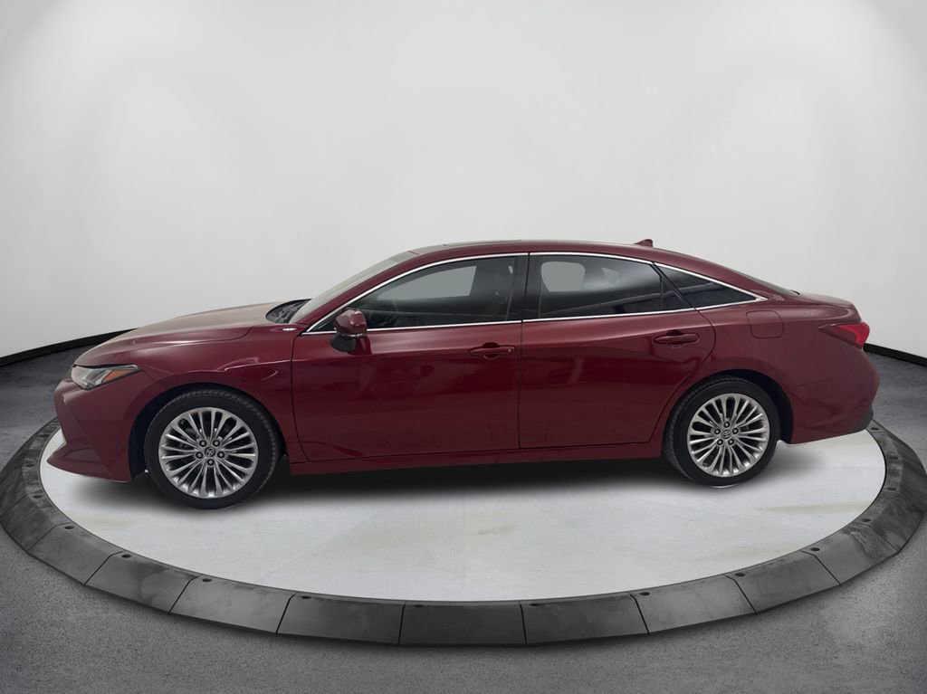 Used 2019 Toyota Avalon Limited image 8