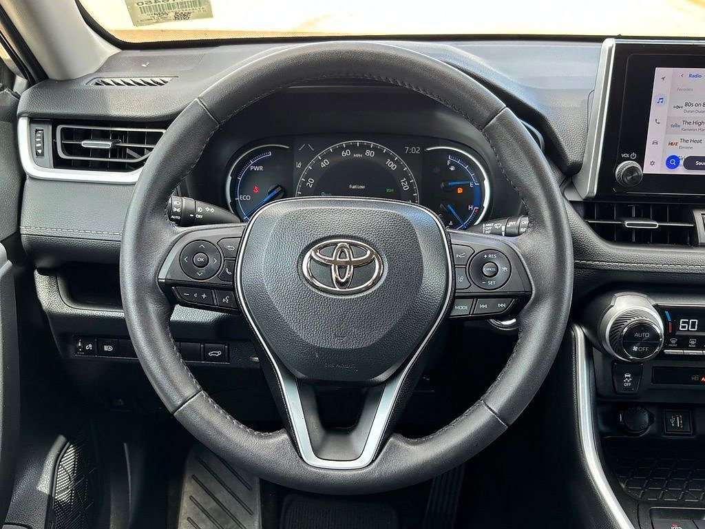 Certified 2023 Toyota RAV4 XLE Premium AWD/4WD image 17