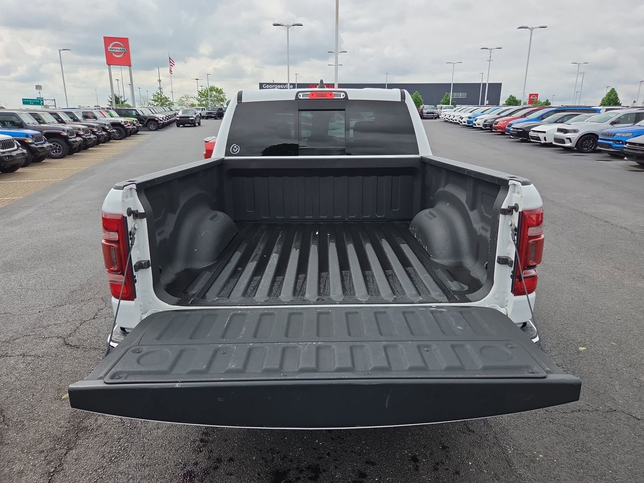 Used 2022 RAM 1500 Laramie RWD image 7