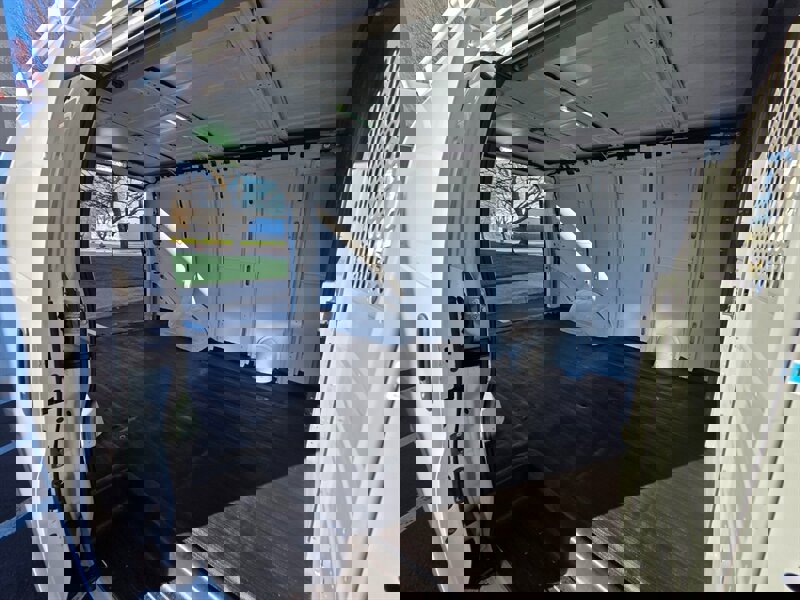 Used 2014 Chevrolet Express 2500 image 19