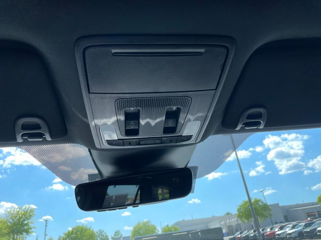 Certified 2024 Honda Pilot TrailSport image 17