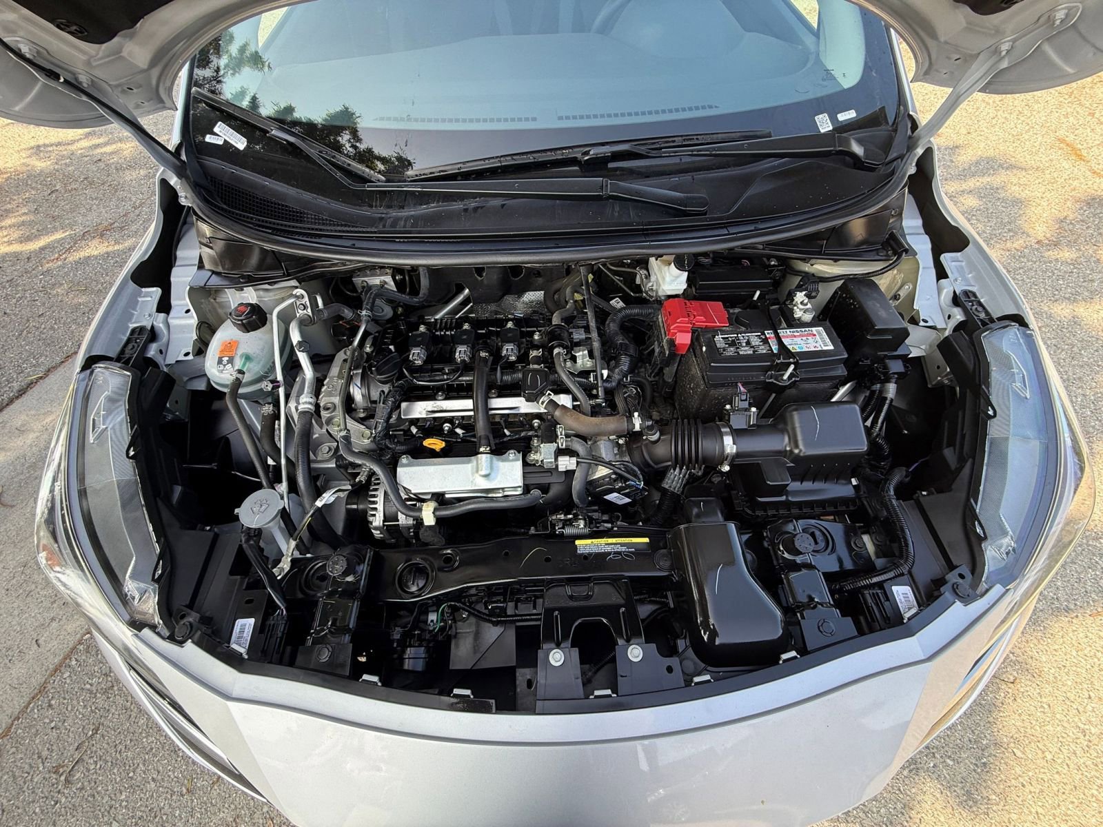 Used 2025 Nissan Versa SV FWD image 28