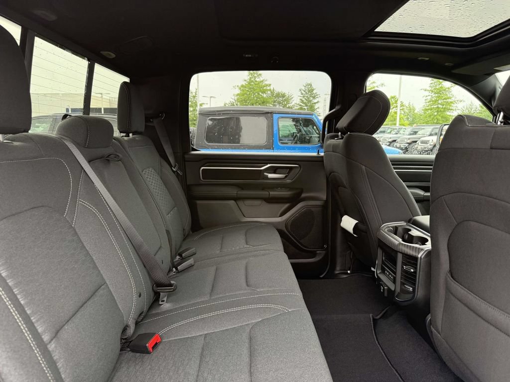 New 2026 RAM 1500 Big Horn AWD/4WD image 15